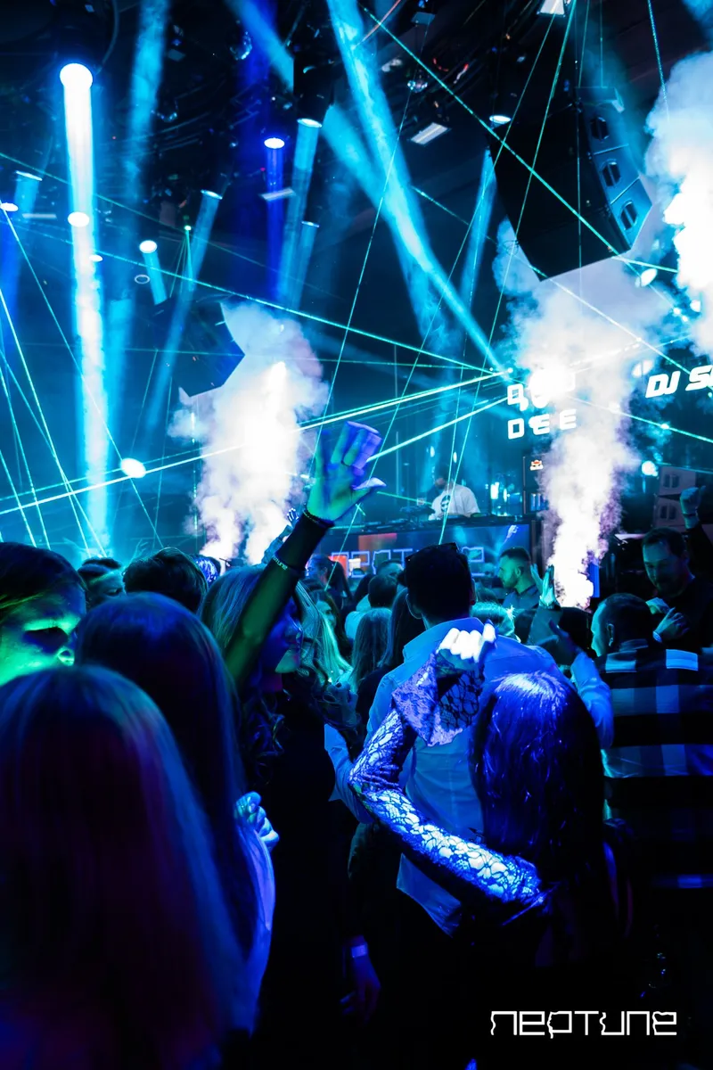 Neptune Club — Silvester 2025